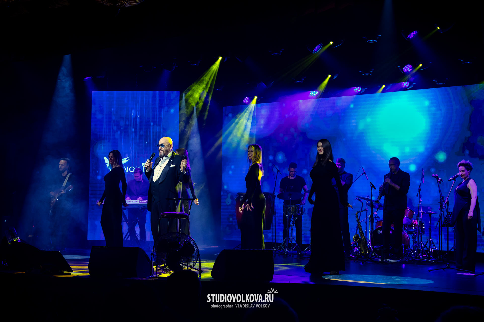 концерт Михаила Шуфутинского в Екатеринбурге. фотограф Владислав ВОЛКОВ