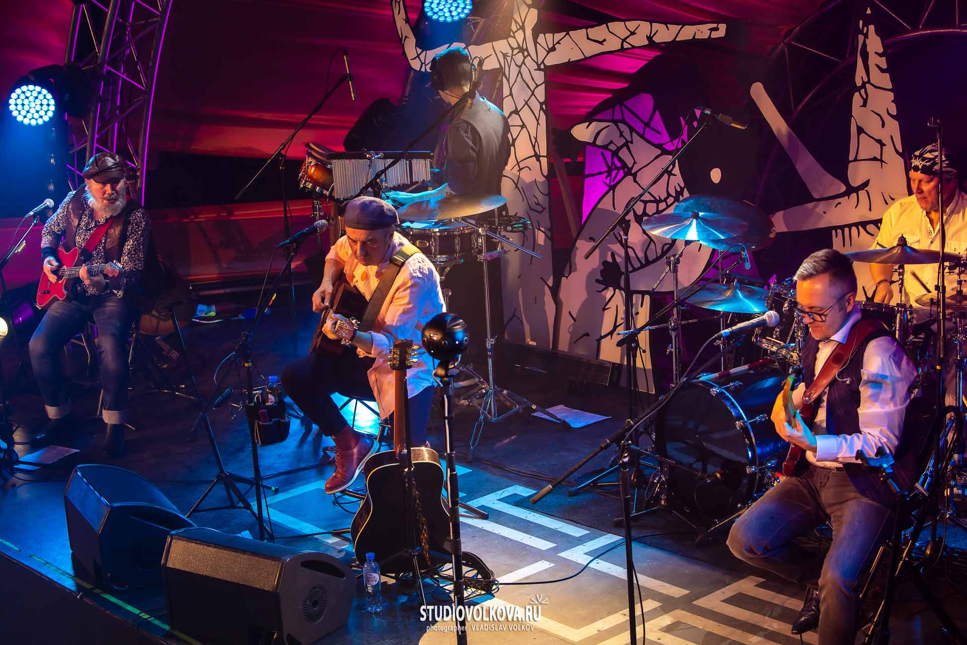 Концерт группы «Чайф». Презентация альбома «Оранжевое настроение-3». фотограф Владислав ВОЛКОВ